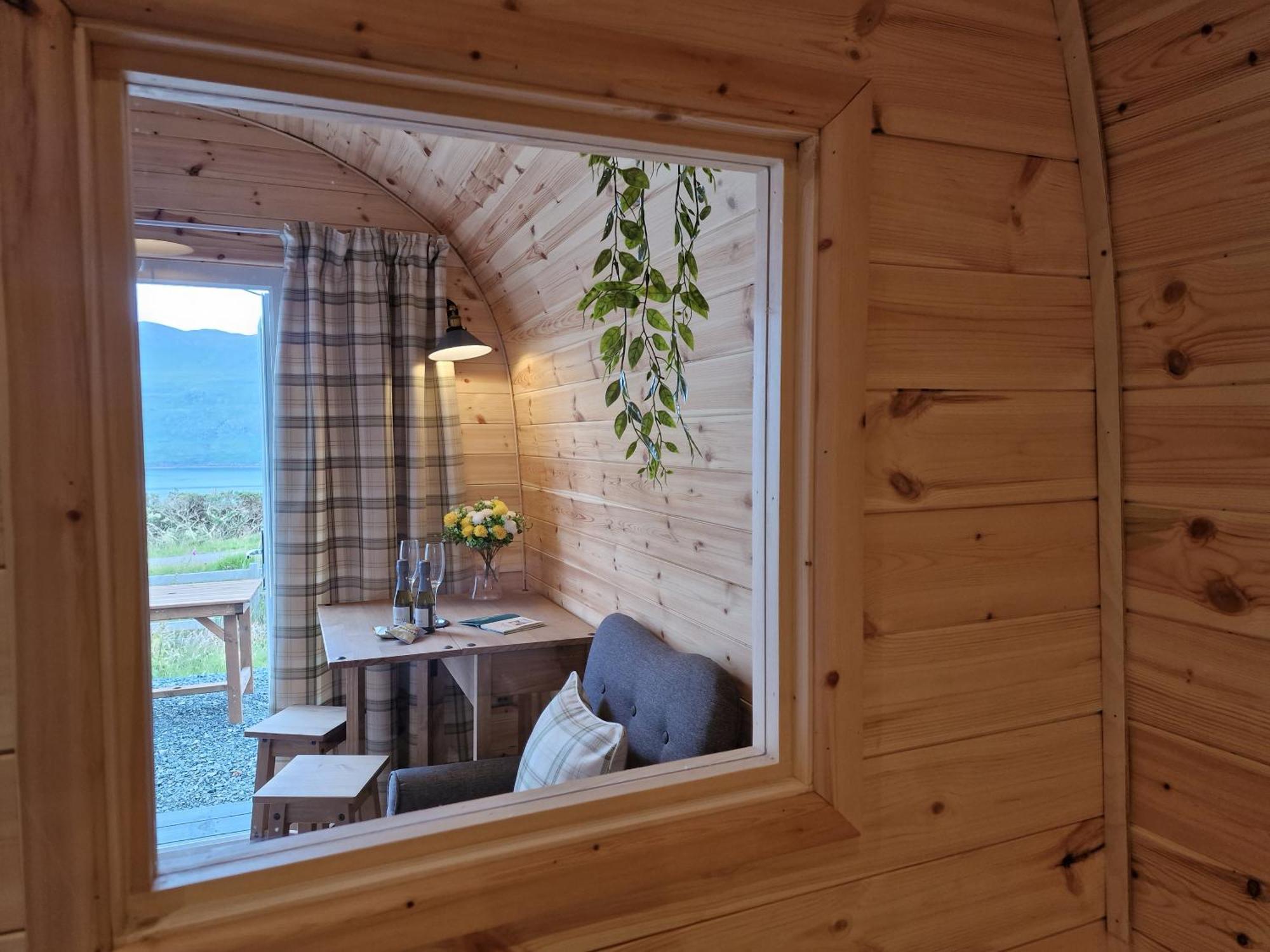 Апартаменты Gorse Gorgeous Glamping Hideaway Dundonnell Экстерьер фото