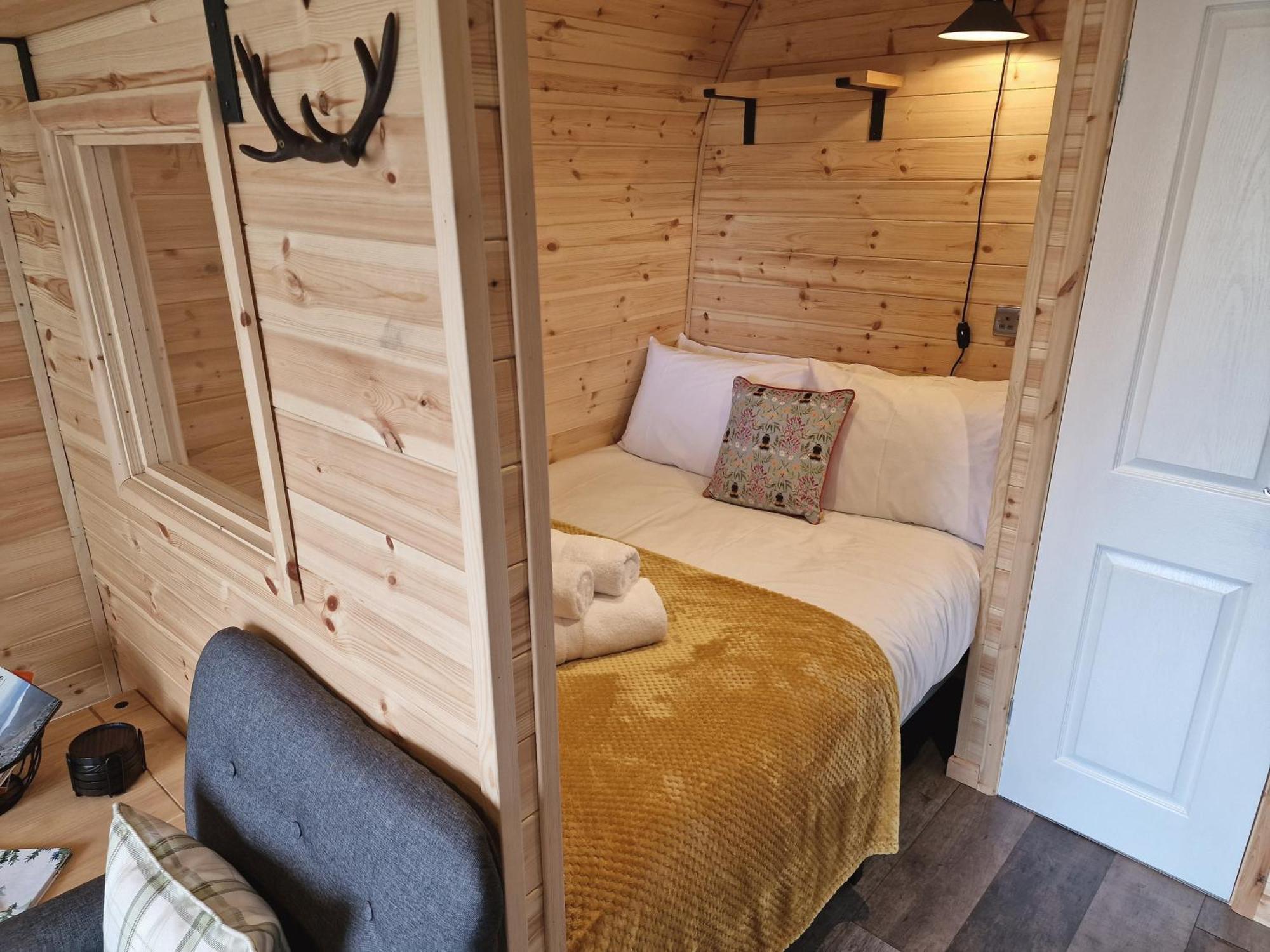 Апартаменты Gorse Gorgeous Glamping Hideaway Dundonnell Экстерьер фото