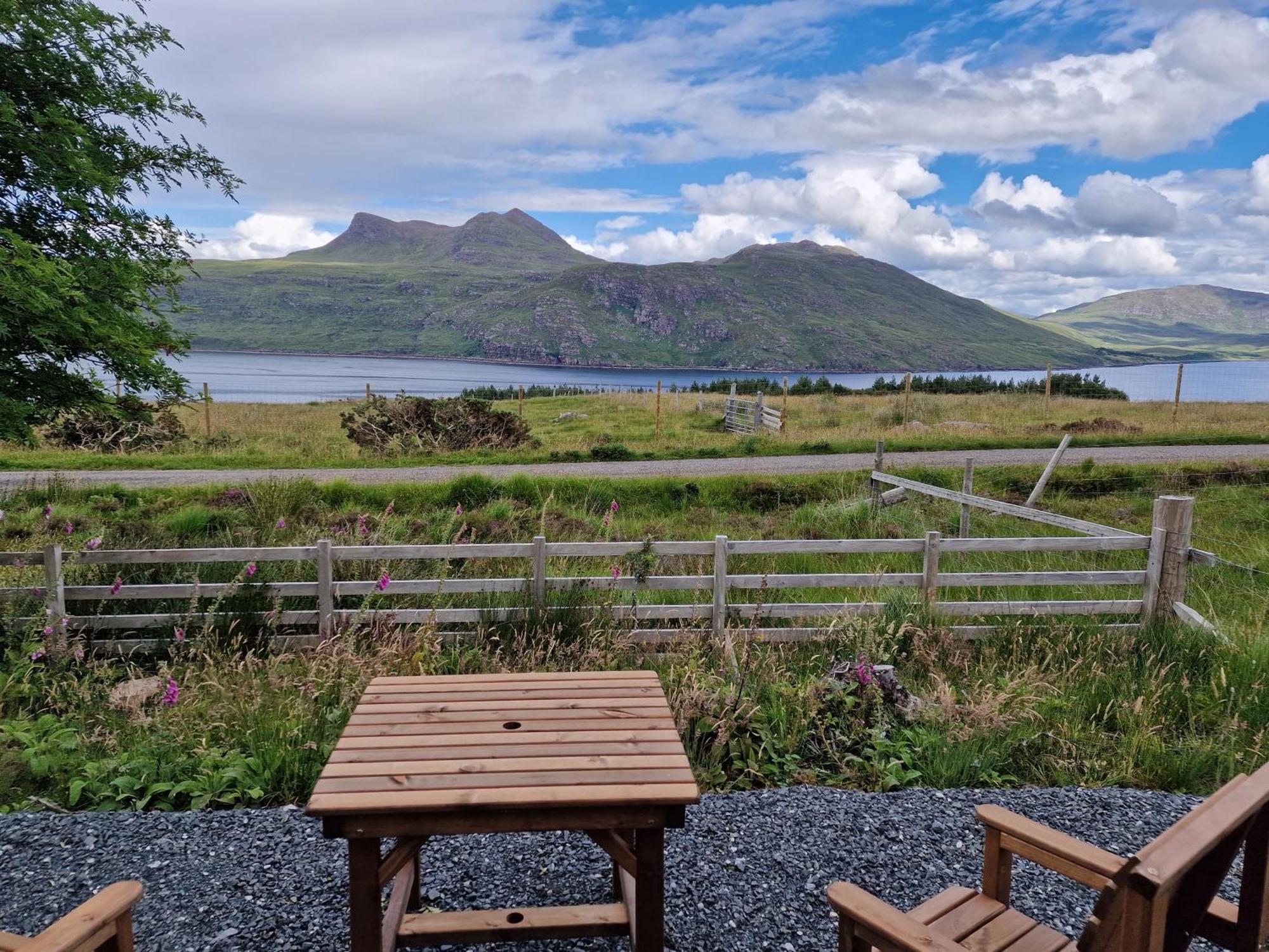 Апартаменты Gorse Gorgeous Glamping Hideaway Dundonnell Экстерьер фото
