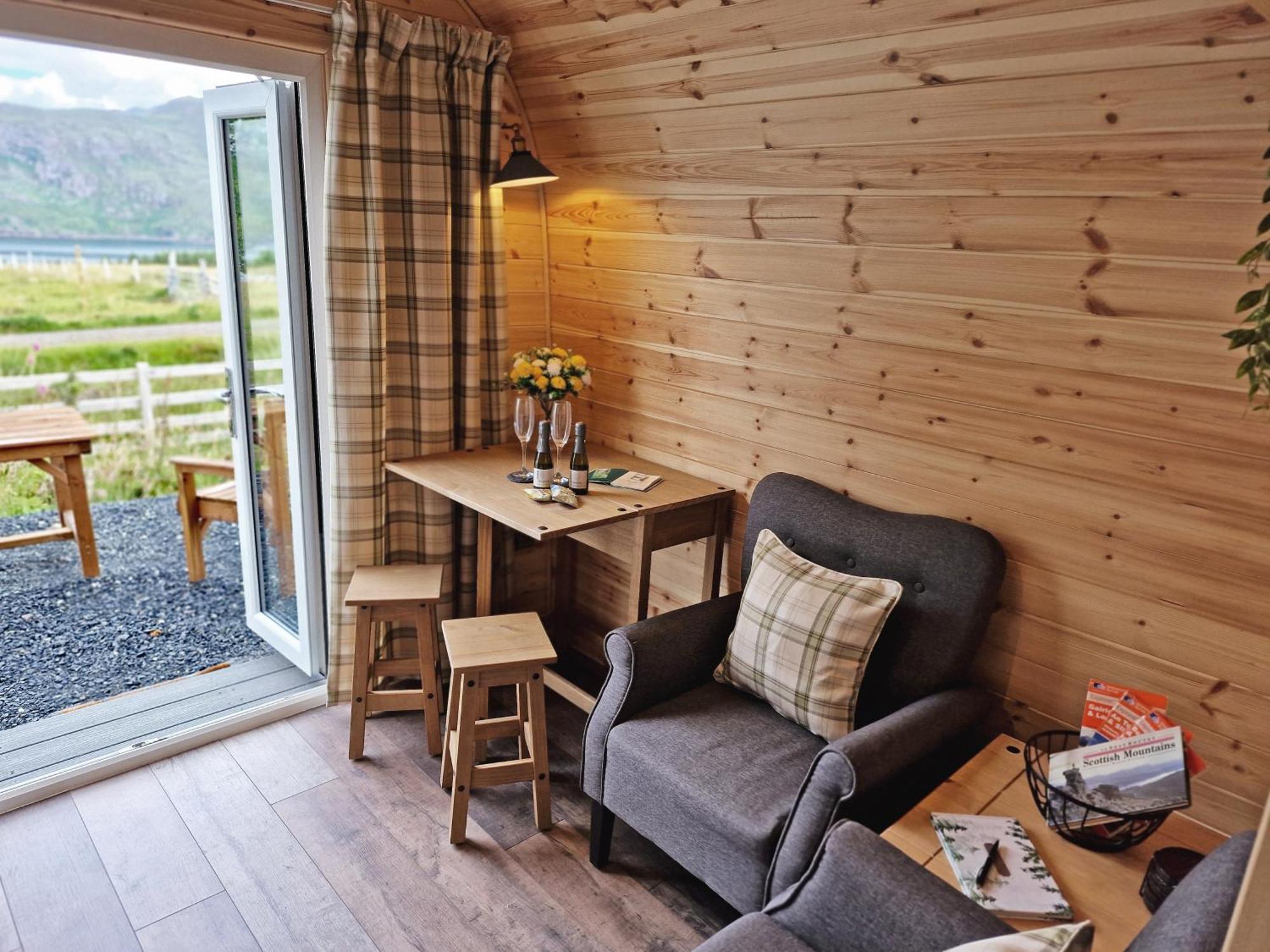 Апартаменты Gorse Gorgeous Glamping Hideaway Dundonnell Экстерьер фото