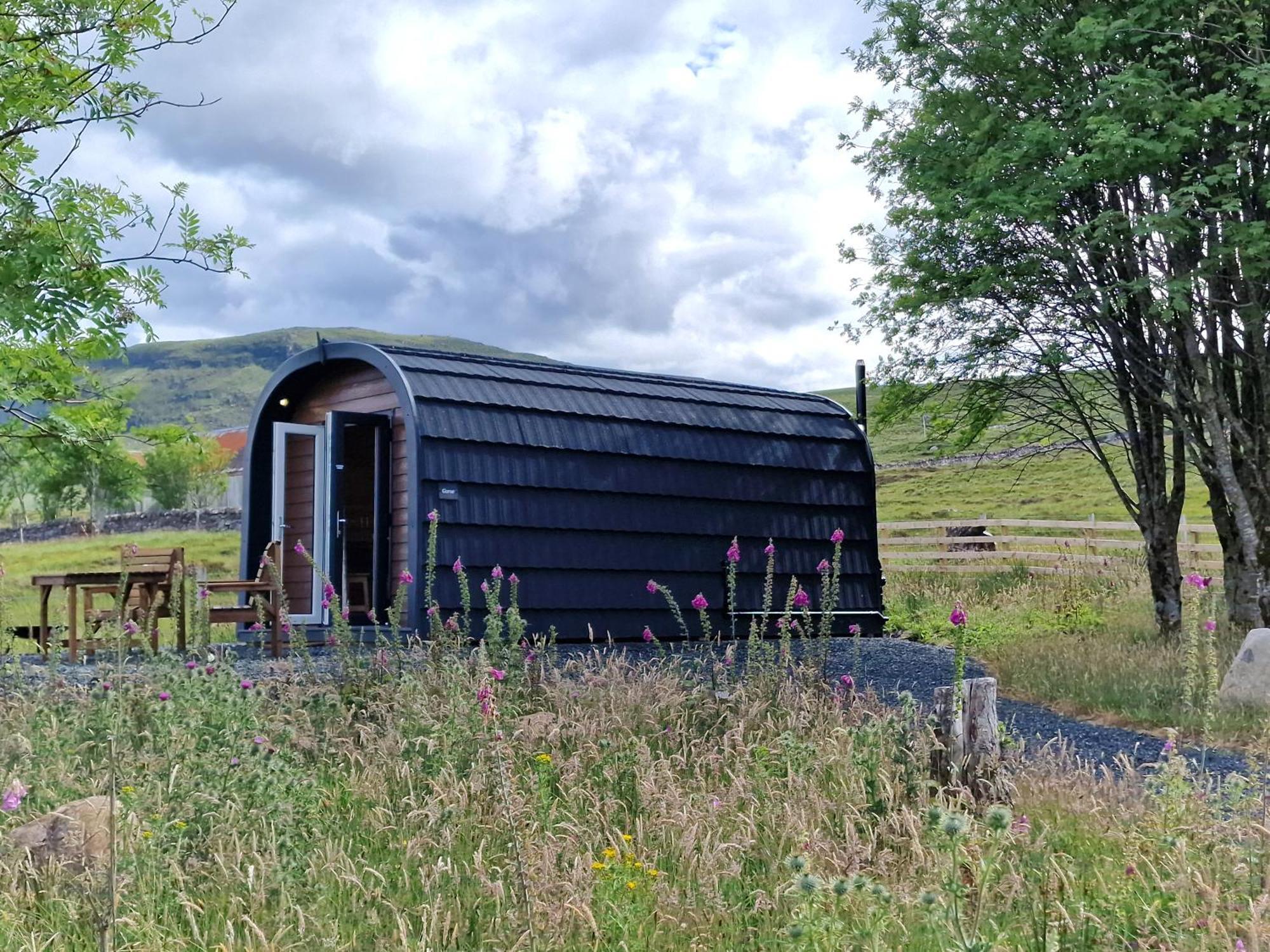 Апартаменты Gorse Gorgeous Glamping Hideaway Dundonnell Экстерьер фото